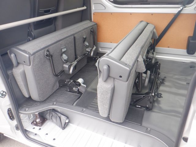 Toyota HIACE VAN 2018-07 4992-13