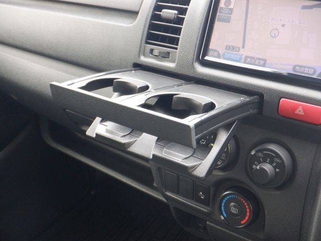 Toyota HIACE VAN 2018-07 4992-6