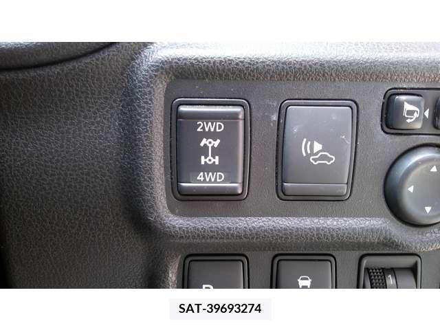 Nissan NOTE 2019-03 208324-5