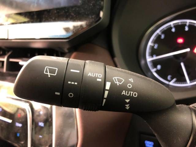 Toyota HARRIER 2020-09 4866-19