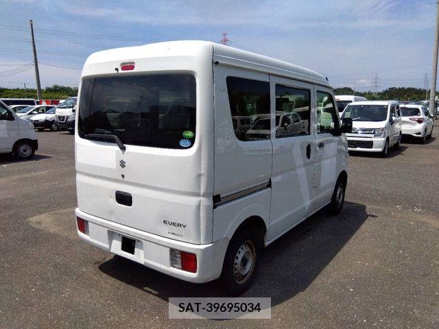 Suzuki EVERY 2020-12 301630-1