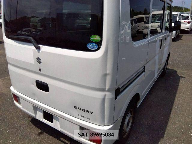 Suzuki EVERY 2020-12 301630-13