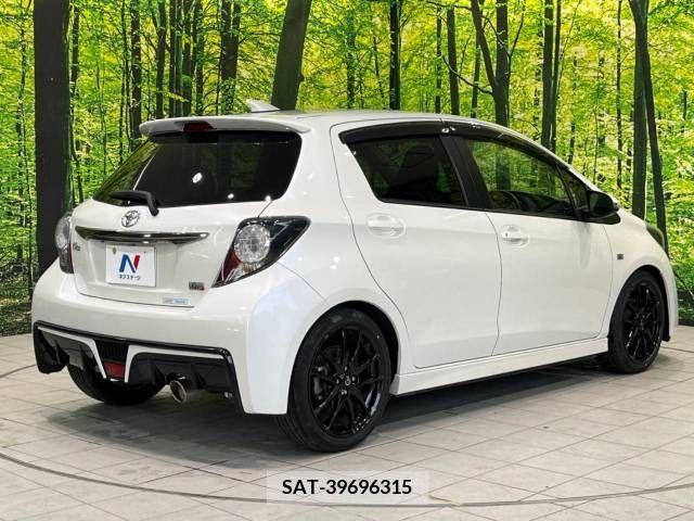 Toyota VITZ 2015-12 346886-17