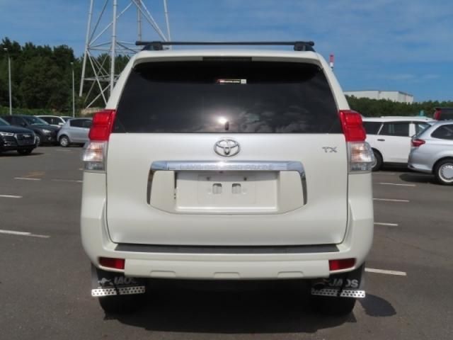 Toyota PRADO 2013-01 15705-1
