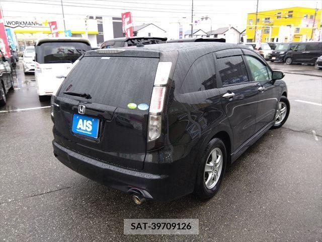 Honda STREAM 2010-09 220110-2