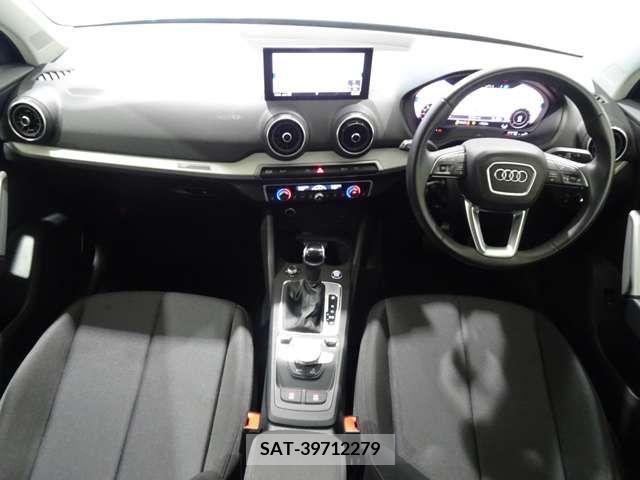 Audi Q2 2021-08 211249-6