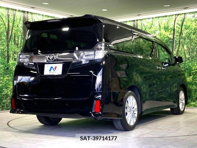 Toyota VELLFIRE 2016-03 369798-17