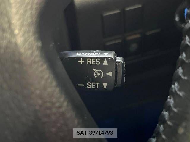 Toyota ALPHARD 2017-03 221537-6