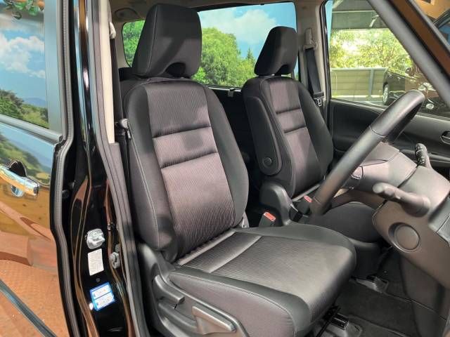 Nissan SERENA 2018-03 15950-10