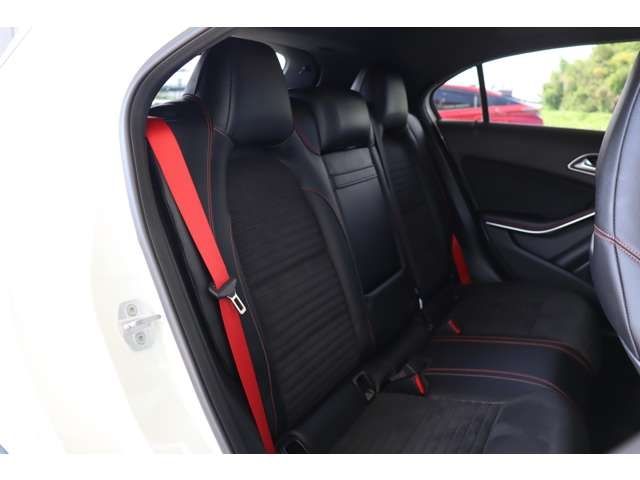 Mercedes Benz A-CLASS 2013-05 20200-28