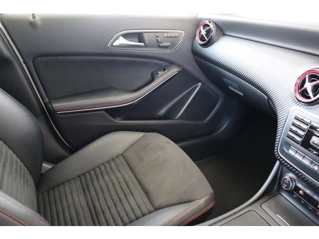 Mercedes Benz A-CLASS 2013-05 20200-26