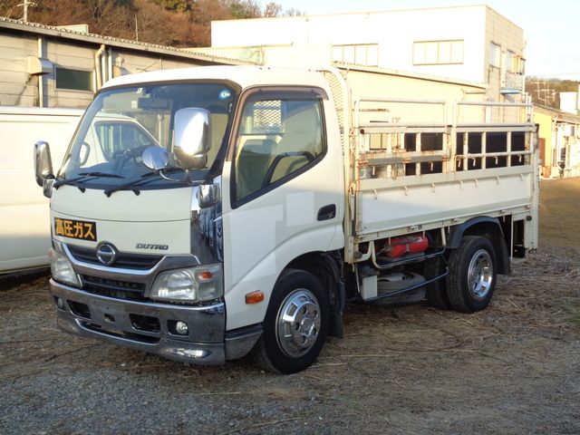 Hino DUTRO 2015-09 155-0