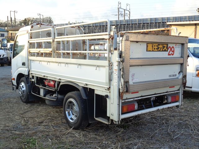 Hino DUTRO 2015-09 155-5