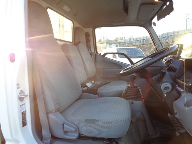 Hino DUTRO 2015-09 155-25