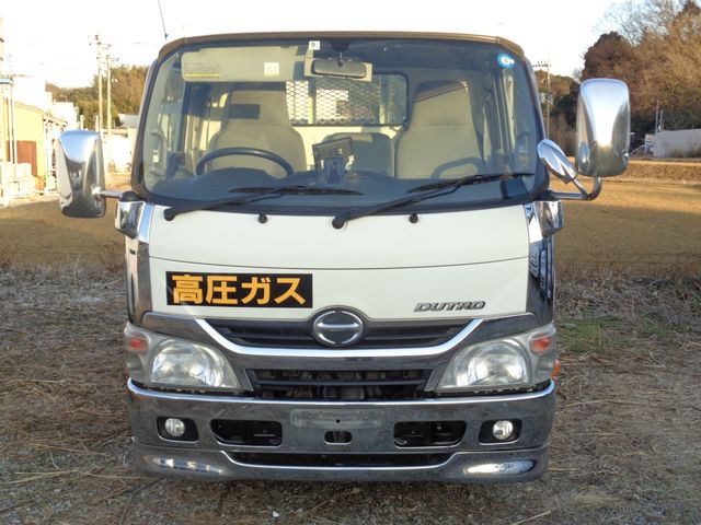 Hino DUTRO 2015-09 155-1