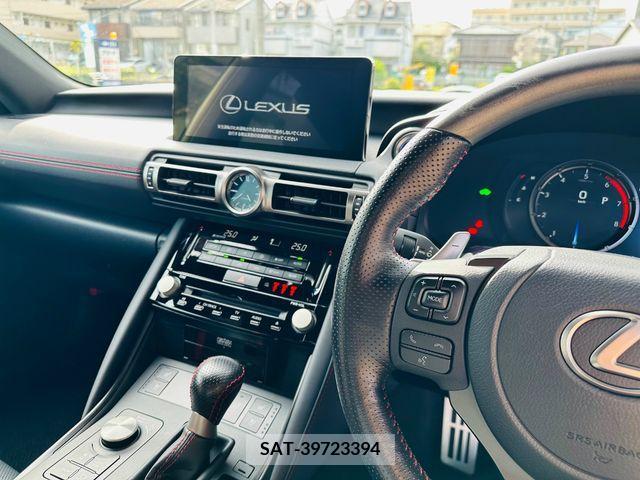 Lexus IS 2021-12 388245-23
