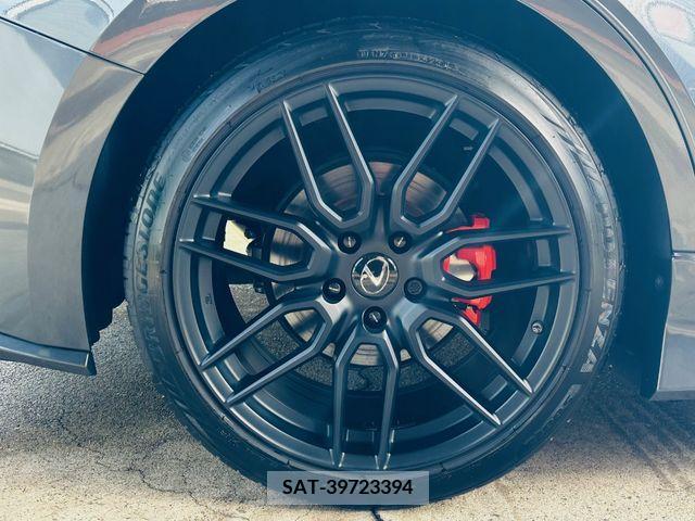 Lexus IS 2021-12 388245-17