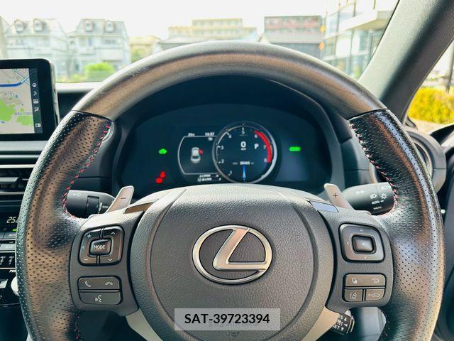 Lexus IS 2021-12 388245-22