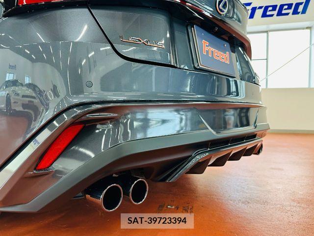 Lexus IS 2021-12 388245-14