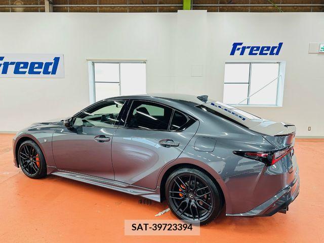 Lexus IS 2021-12 388245-12