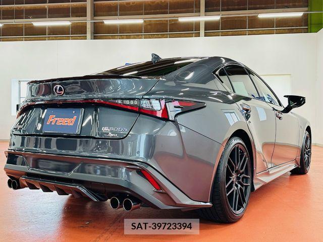 Lexus IS 2021-12 388245-2
