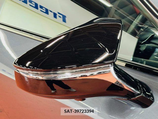 Lexus IS 2021-12 388245-7