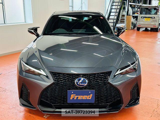 Lexus IS 2021-12 388245-10