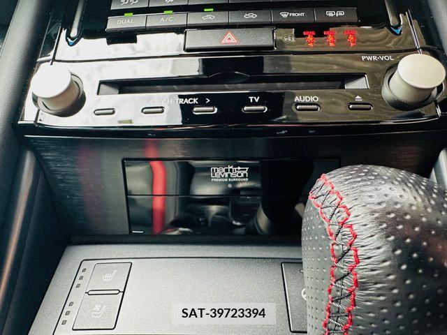 Lexus IS 2021-12 388245-27