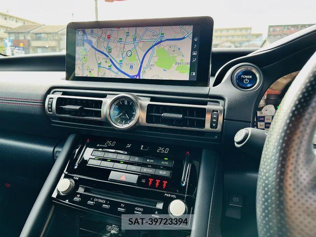 Lexus IS 2021-12 388245-25
