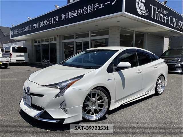 Toyota PRIUS 2016-08 366678-0