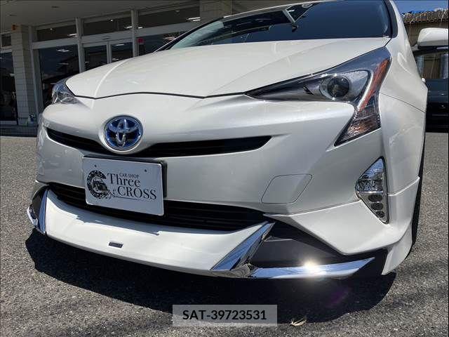 Toyota PRIUS 2016-08 366678-8
