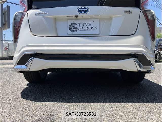 Toyota PRIUS 2016-08 366678-13