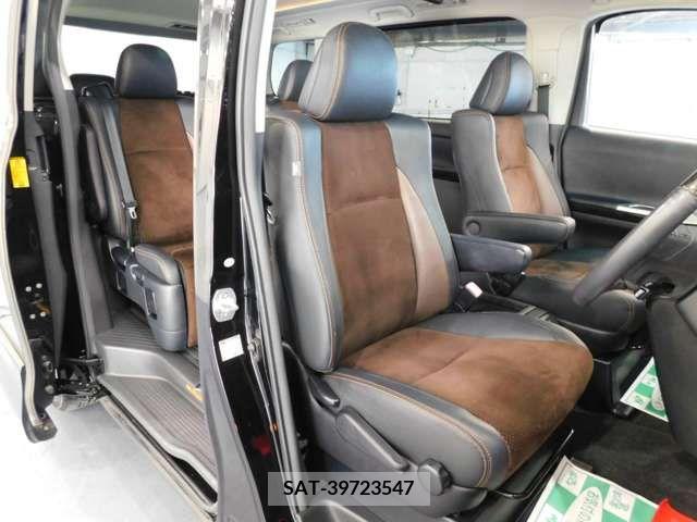 Toyota ALPHARD 2012-10 343539-17