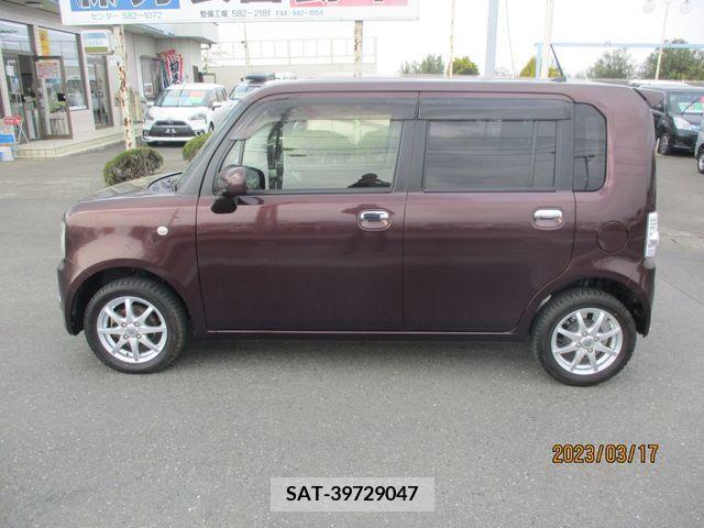 Daihatsu MOVE CONTE 2016-01 200287-7