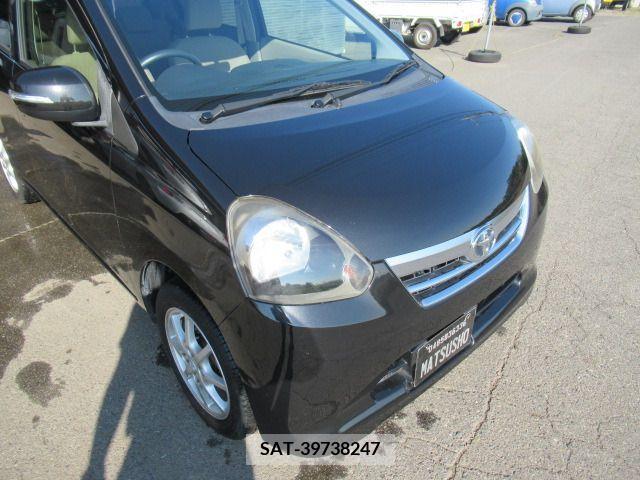 Toyota PIXIS EPOCH 2013-03 202742-5