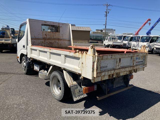 Hino DUTRO 2016-08 320372-1