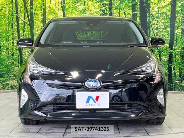 Toyota PRIUS 2016-01 241247-14