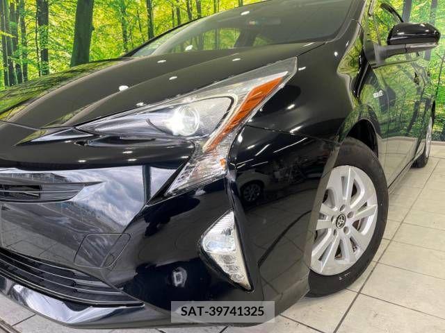 Toyota PRIUS 2016-01 241247-12