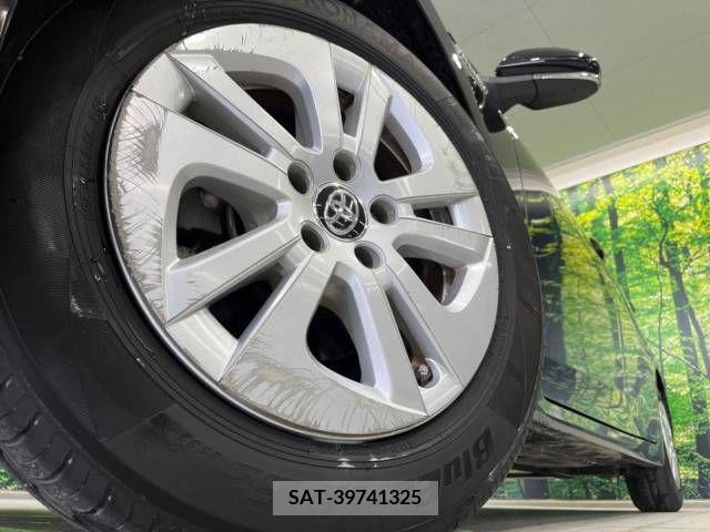 Toyota PRIUS 2016-01 241247-13
