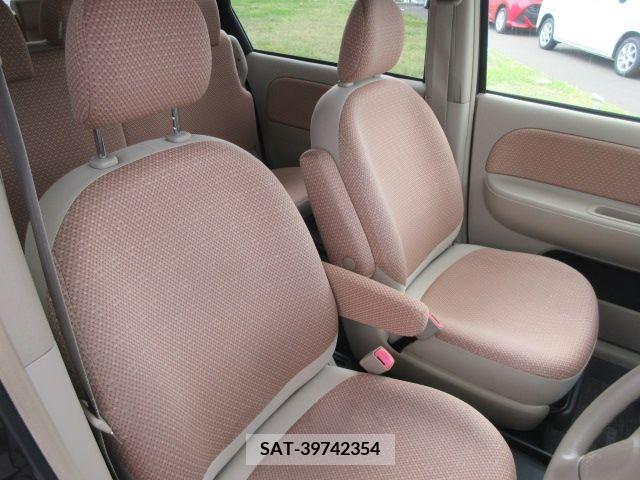 Toyota SIENTA 2012-07 285115-9