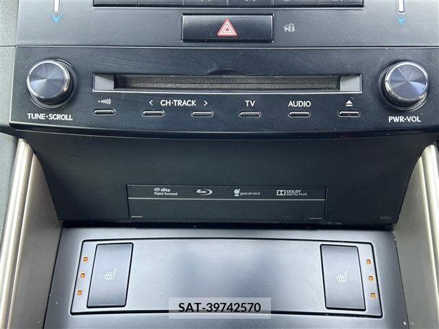 Lexus IS 2014-03 212581-17