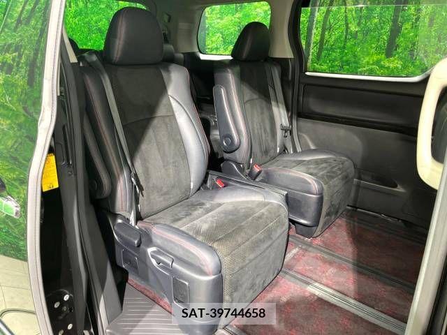 Toyota VELLFIRE 2013-05 213959-9