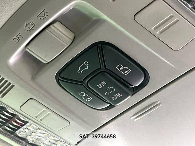 Toyota VELLFIRE 2013-05 213959-6