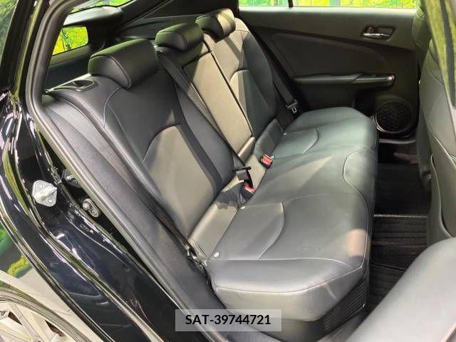 Toyota PRIUS 2022-03 332229-9
