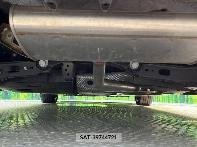 Toyota PRIUS 2022-03 332229-19