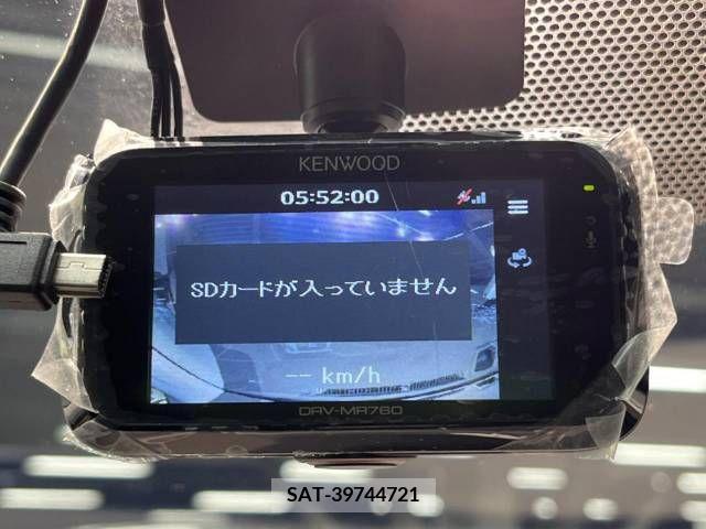 Toyota PRIUS 2022-03 332229-7