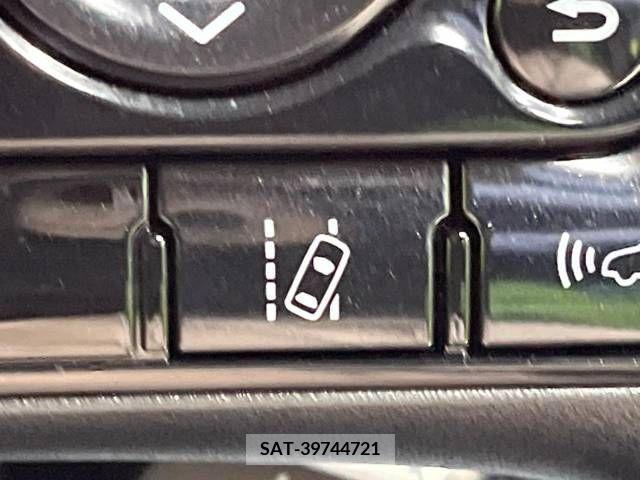 Toyota PRIUS 2022-03 332229-6