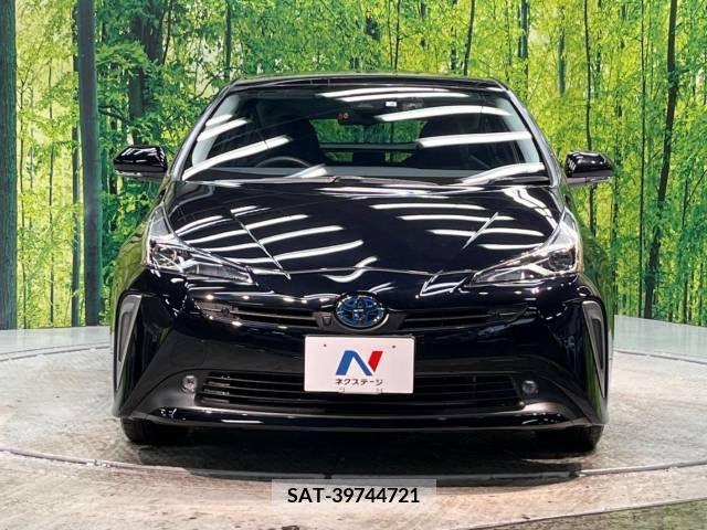 Toyota PRIUS 2022-03 332229-14