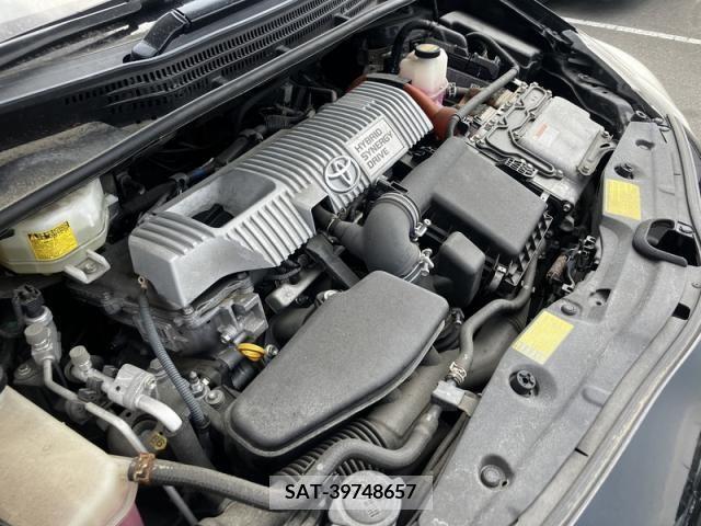 Toyota PRIUS 2011-11 353017-15