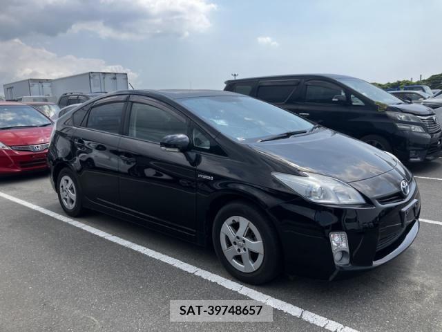 Toyota PRIUS 2011-11 353017-6
